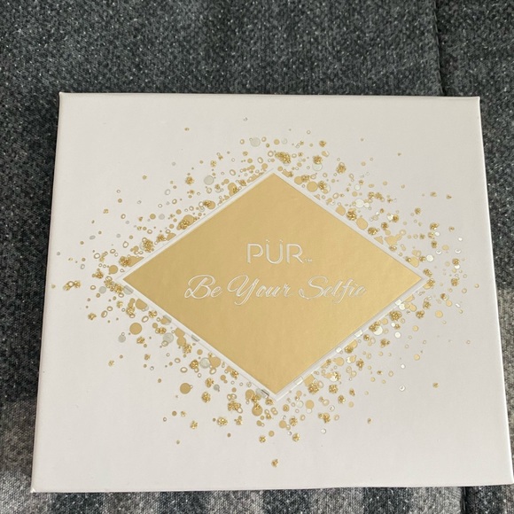 Pur eyeshadow - Picture 2 of 2